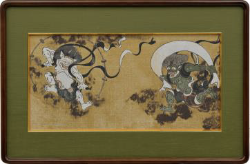 “Wind God and Thunder God” by Tawaraya Sotatsu  Framed Presentation : Brown based color Woven Painting Size : 24×48cm  Framed Size : 41.5×63cm
